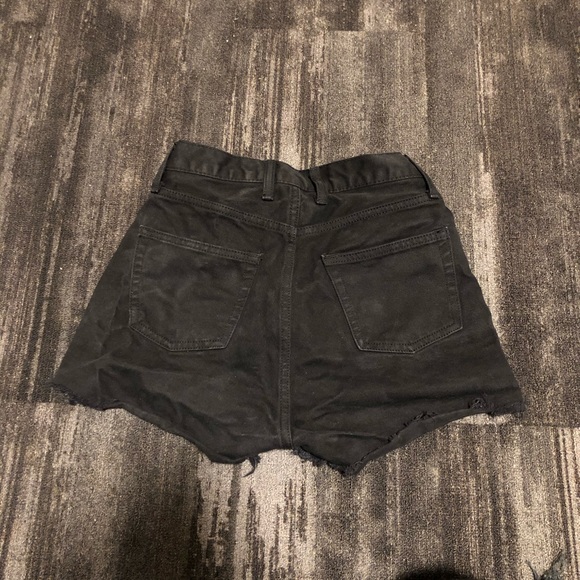 Brandy Melville Denim Shorts - Picture 3 of 3